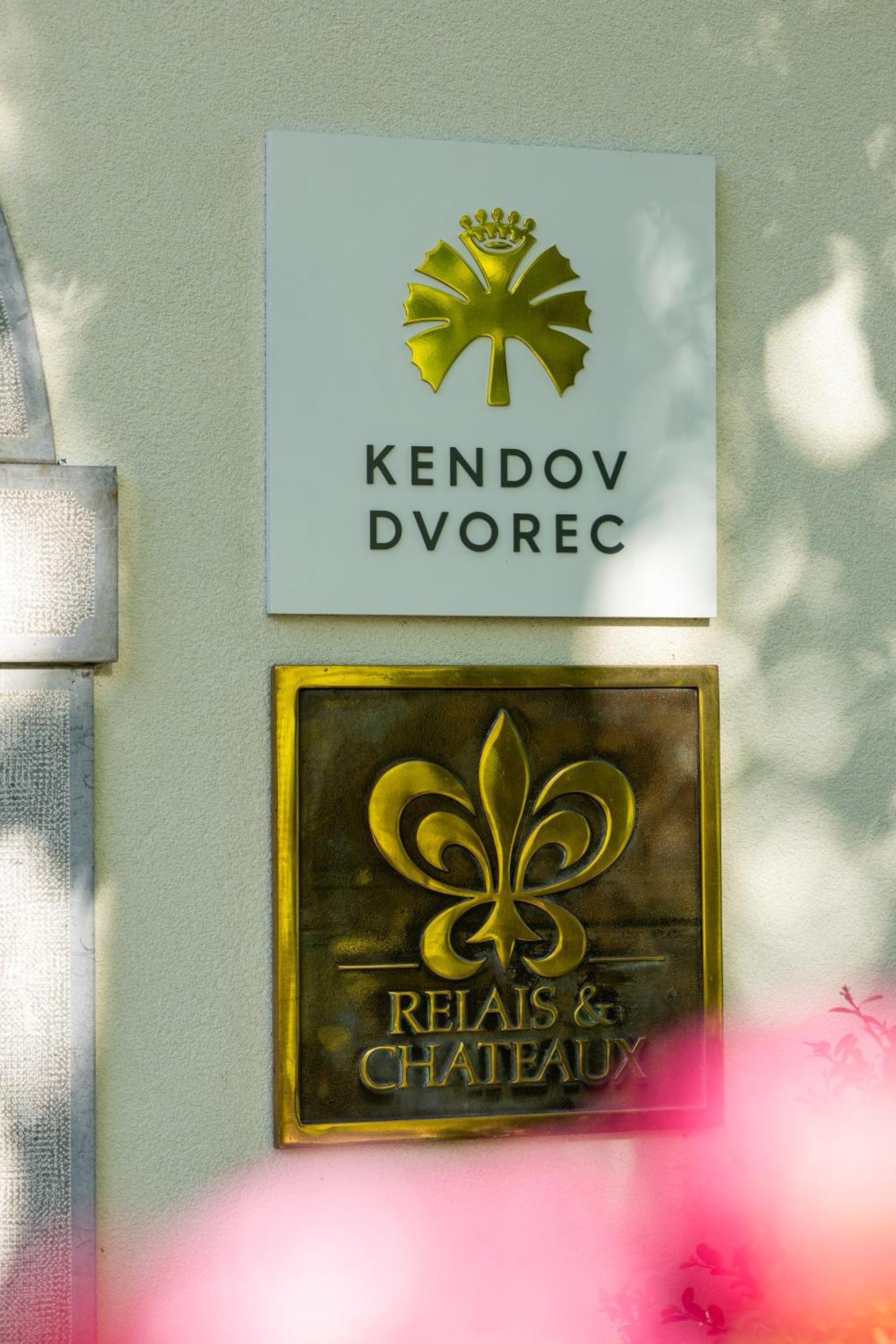 Kendov Dvorec Spodnja Idrija Dış mekan fotoğraf